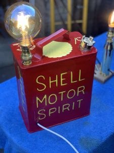 Shell Motor Lamp